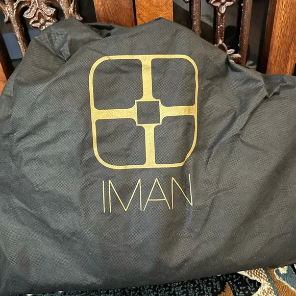 Iman Global Chic Resort Straw & Black Faux Leather Handbag Tote Bag with Charms! - Picture 5 of 13